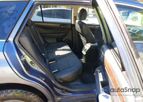 2015 Subaru Outback 3.6R Limited z USA, uszkodzony, nr VIN 4S4BSENC4F3264263